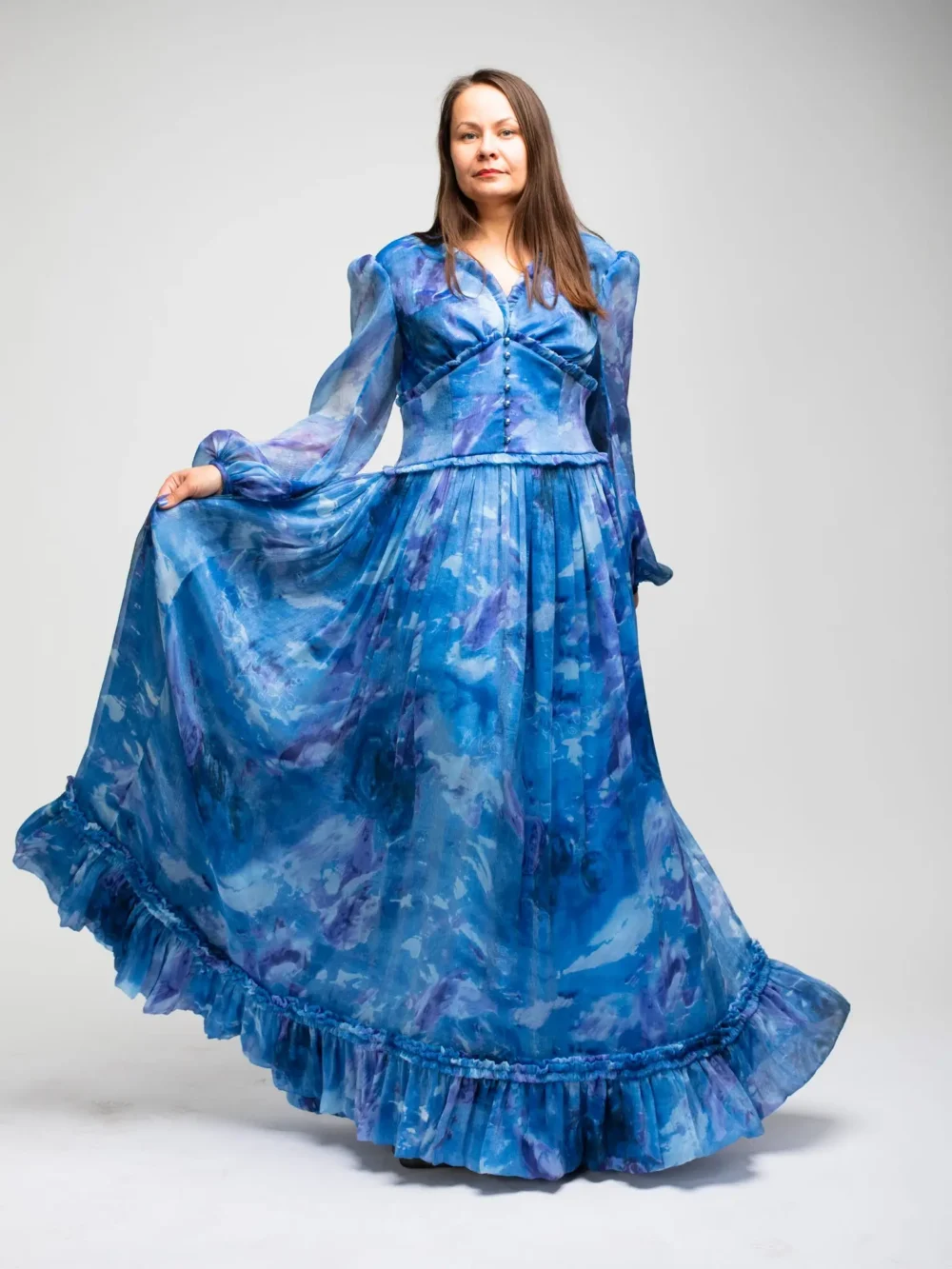 ŠIFONINĖ MĖLYNA SUKNELĖ