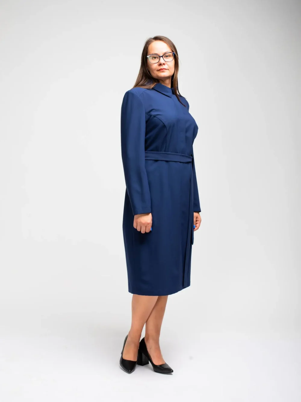 KLASIKINĖ MĖLYNOS SPALVOS SUKNELĖ