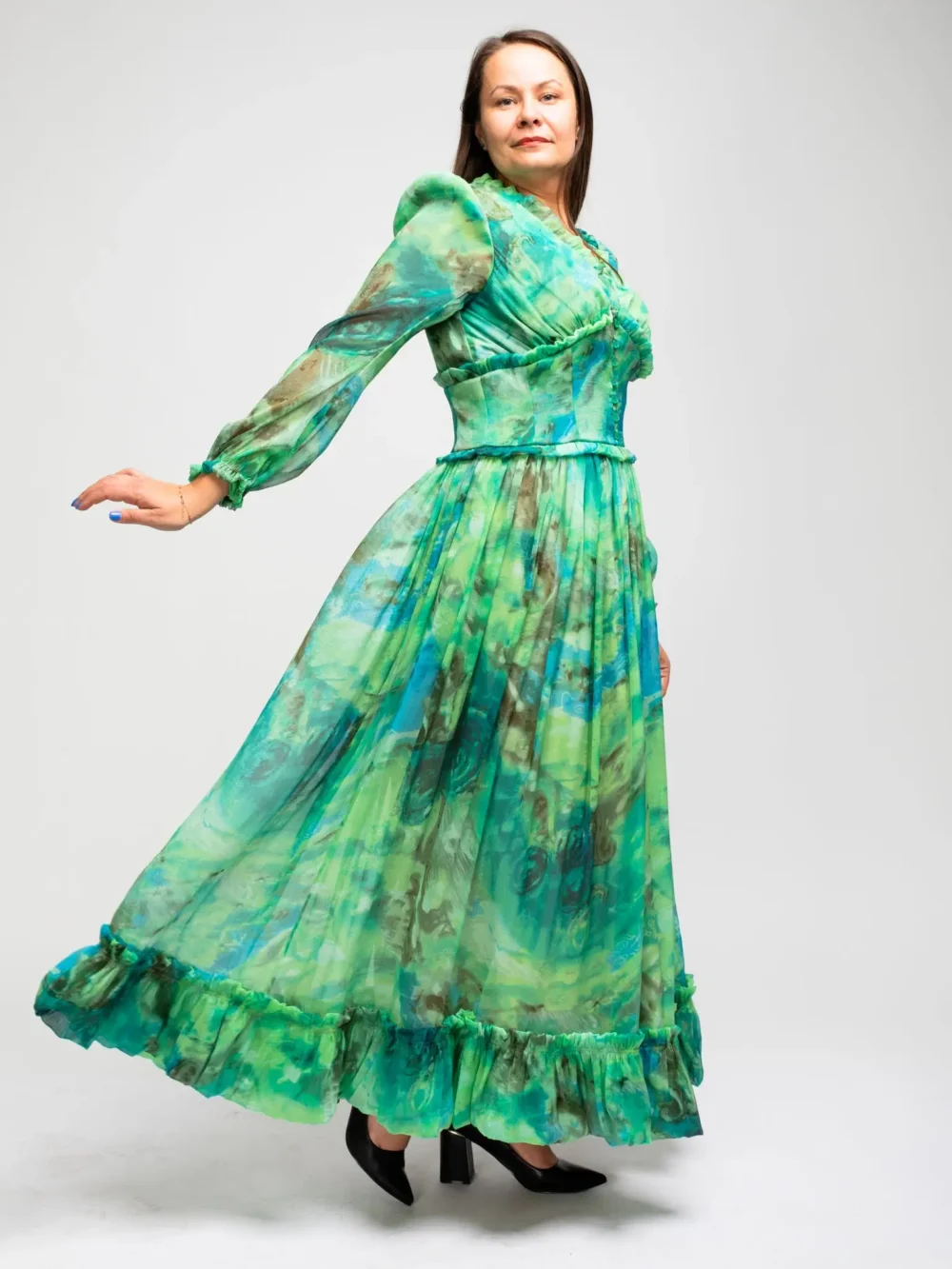 ŠIFONINĖ ŽALIA SUKNELĖ