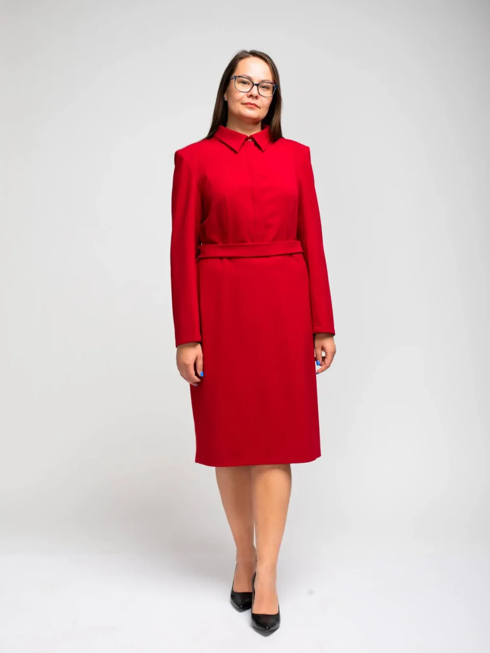 KLASIKINĖ BORDO SPALVOS SUKNELĖ